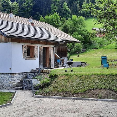 Le Petit Caboin Guest House Seytroux Exterior photo